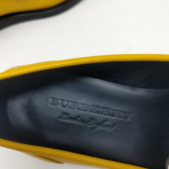 Burberry Woven-Toe Leather Loafers in Saffron Yellow Size 38 - Picture 14 of 15
